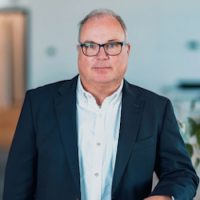 Uwe-Hansult_COO_350x350 Uwe Hansult: COO of the Quantron AG.